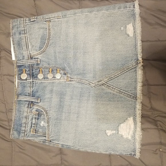 Old Navy Girls Adjustable Waist, High-Rise Girls Jean Skirt - Picture 1 of 6